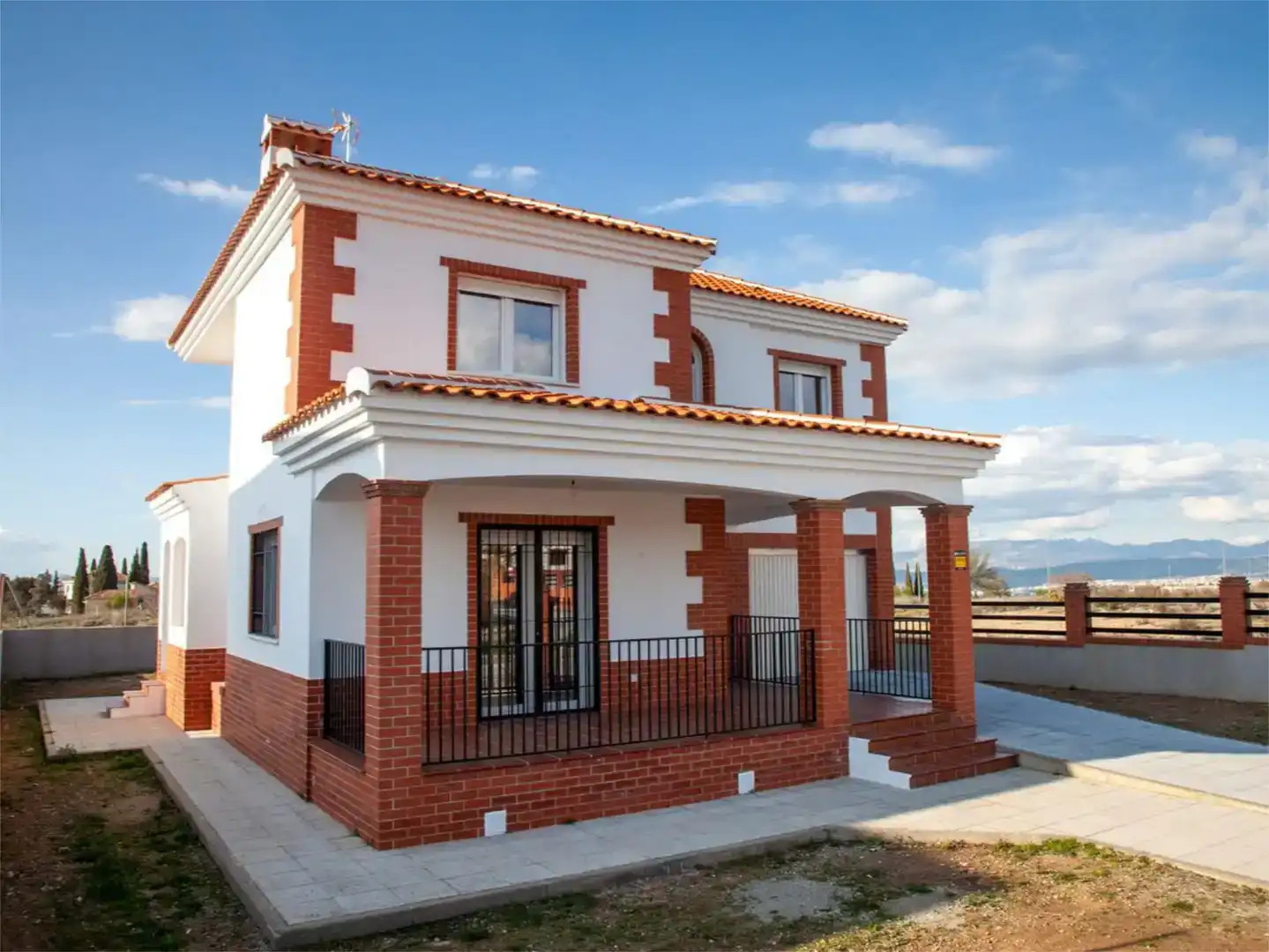 Vista exterior de Piso en venta en Villa de Otura con Jardín privado