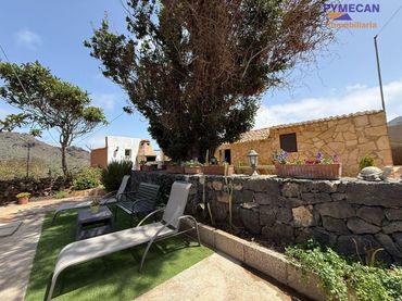 Casa amb jardí en venda a Buenavista del Norte