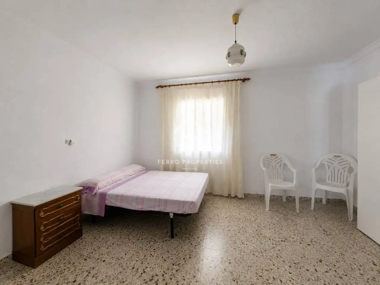Dormitori de Casa o xalet en venda en Loja amb Moblat