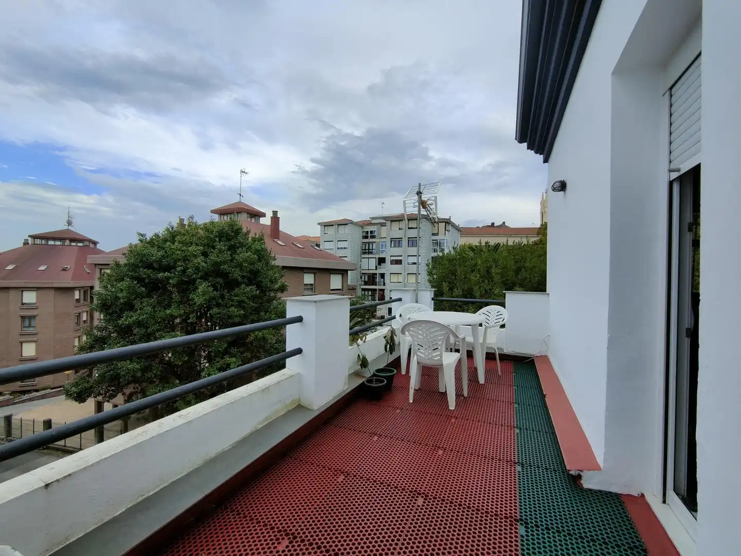 Wohnung zur Miete in Avenida los Infantes, El Sardinero