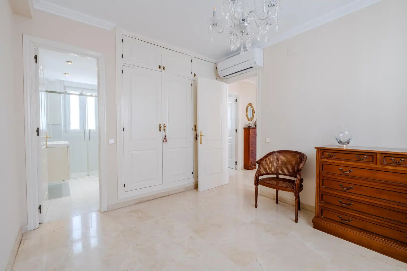 Casa adosada en venta en Almería con Aire acondicionado, Terraza y Trastero