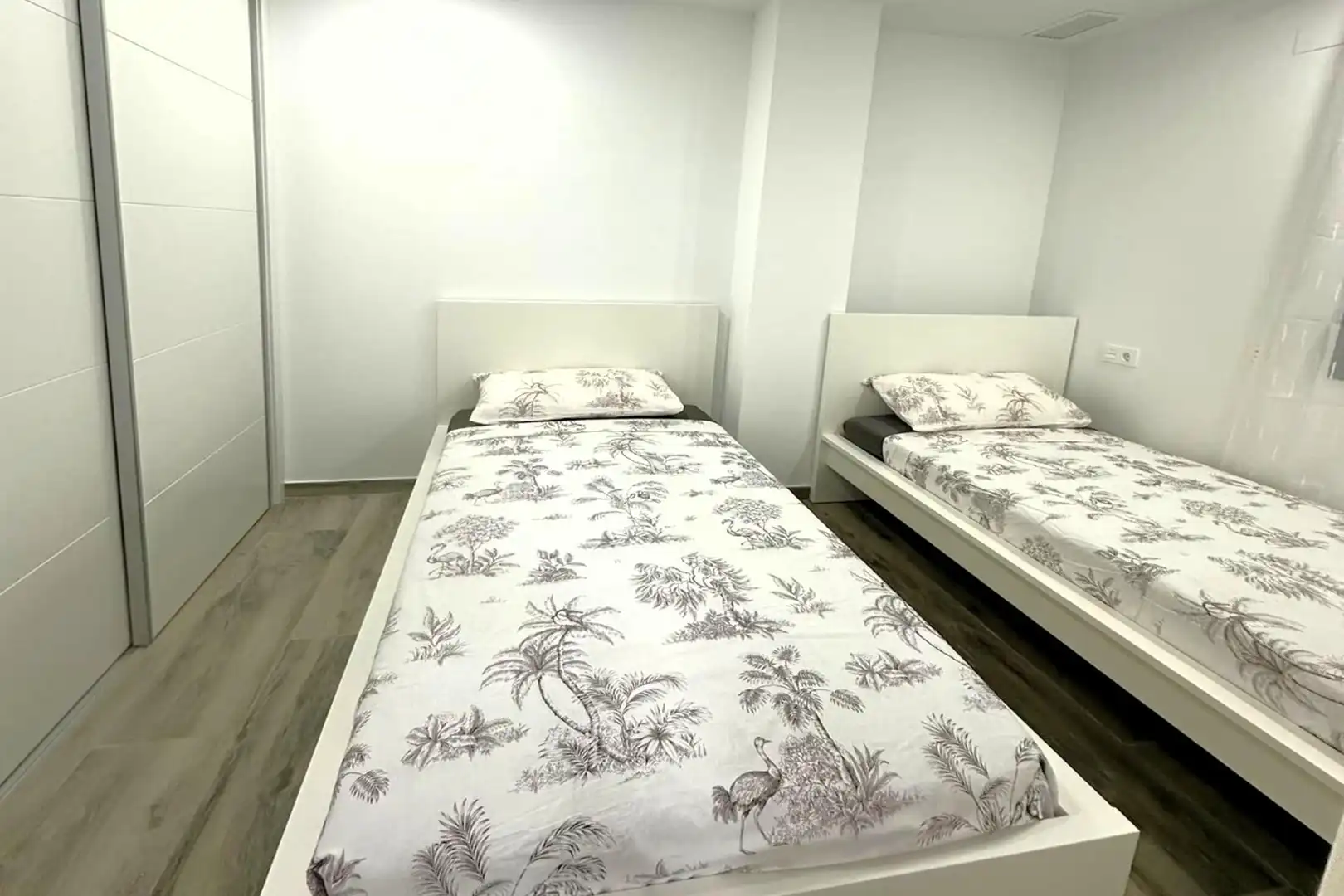 Apartamento con terraza en venta en Calle RAMON GALLUD 139, imagen 17