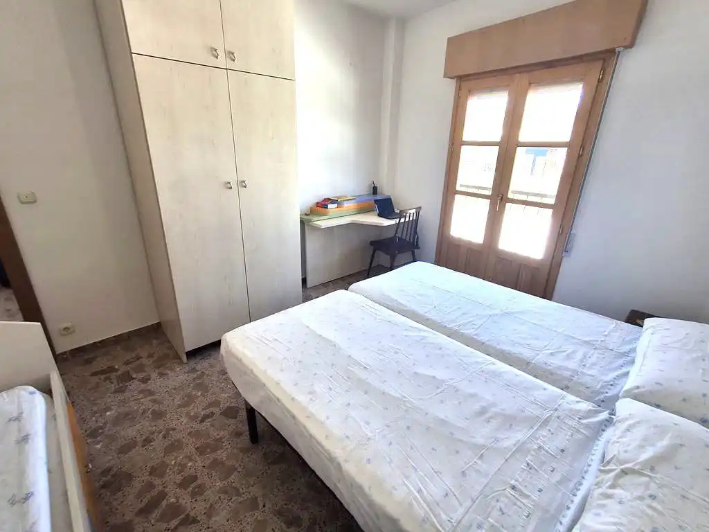 Habitación de Casa o chalet en venta en La Roda con Calefacción, Terraza y Trastero