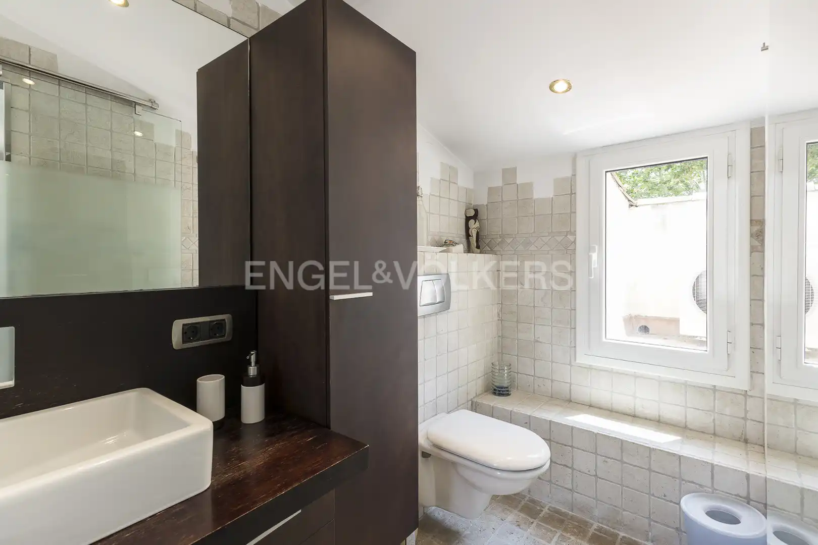 Baño de Casa o chalet en venta en Barcelona con Aire acondicionado, Calefacción y Jardín privado