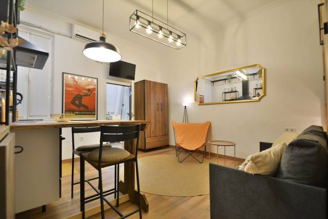 Estudio en Alquiler en Calle del Mesón de Paredes en Embajadores - Lavapiés