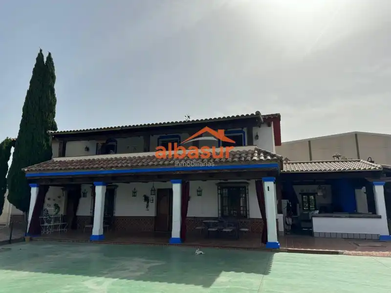 Villa con piscina in vendita a Periurbano Oeste - Sierra, imagen 14