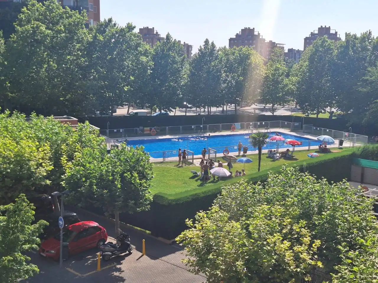 Piscina de Piso en venta en Fuenlabrada con Calefacción, Terraza y Trastero