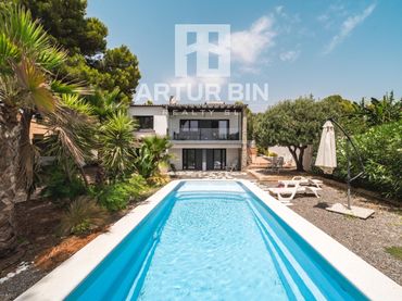 Casa con balcone in vendita a Marisol Park - Ortembach - Los Almendros