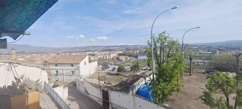 Vista exterior de Casa o xalet en venda en Calatayud amb Calefacció i Terrassa