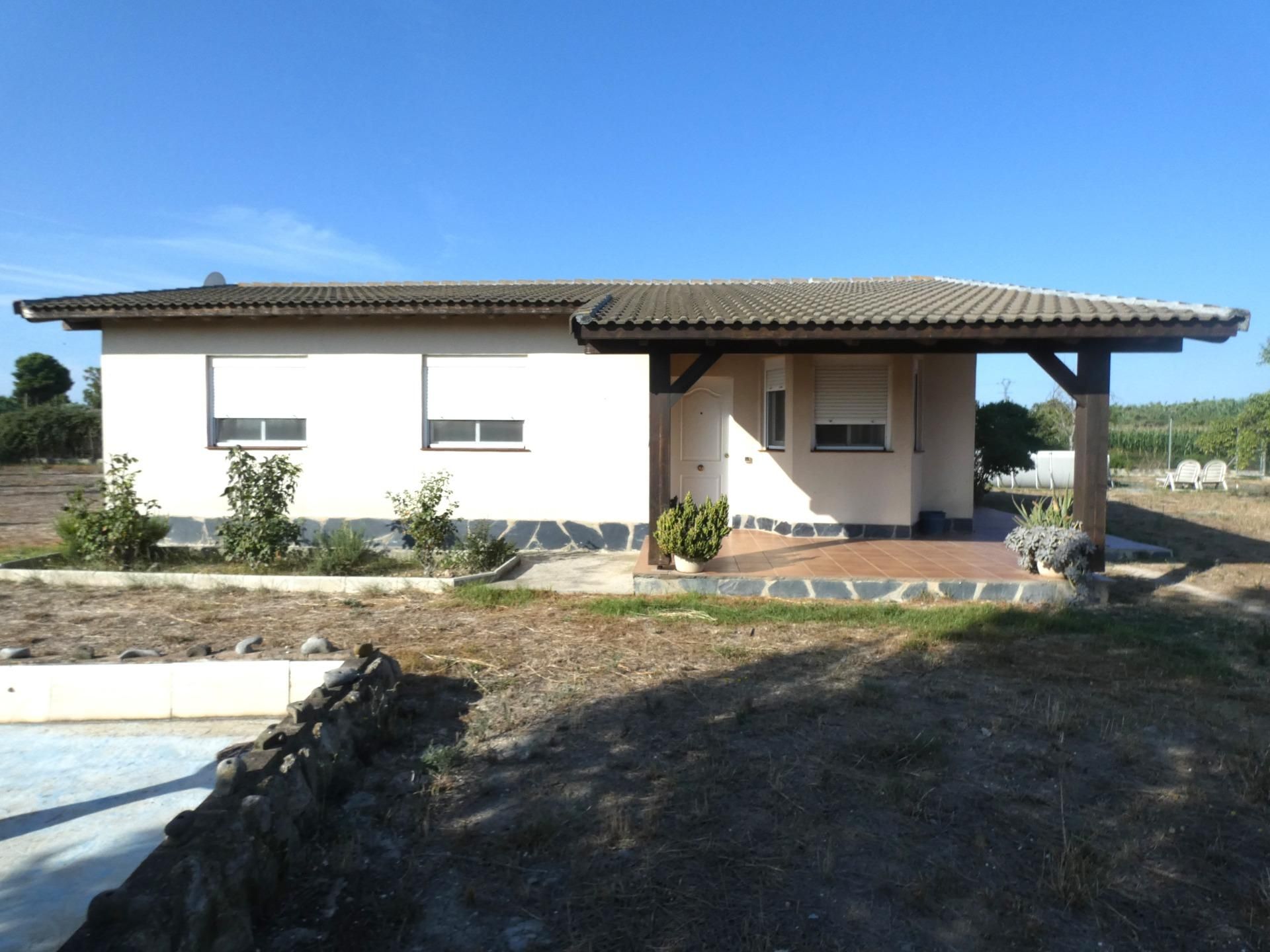Country house for sale in Garrapinillos, Barrios rurales del oeste