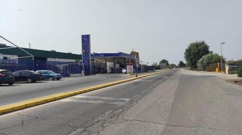 Nave industrial en venta en La Rinconada, imatge 2