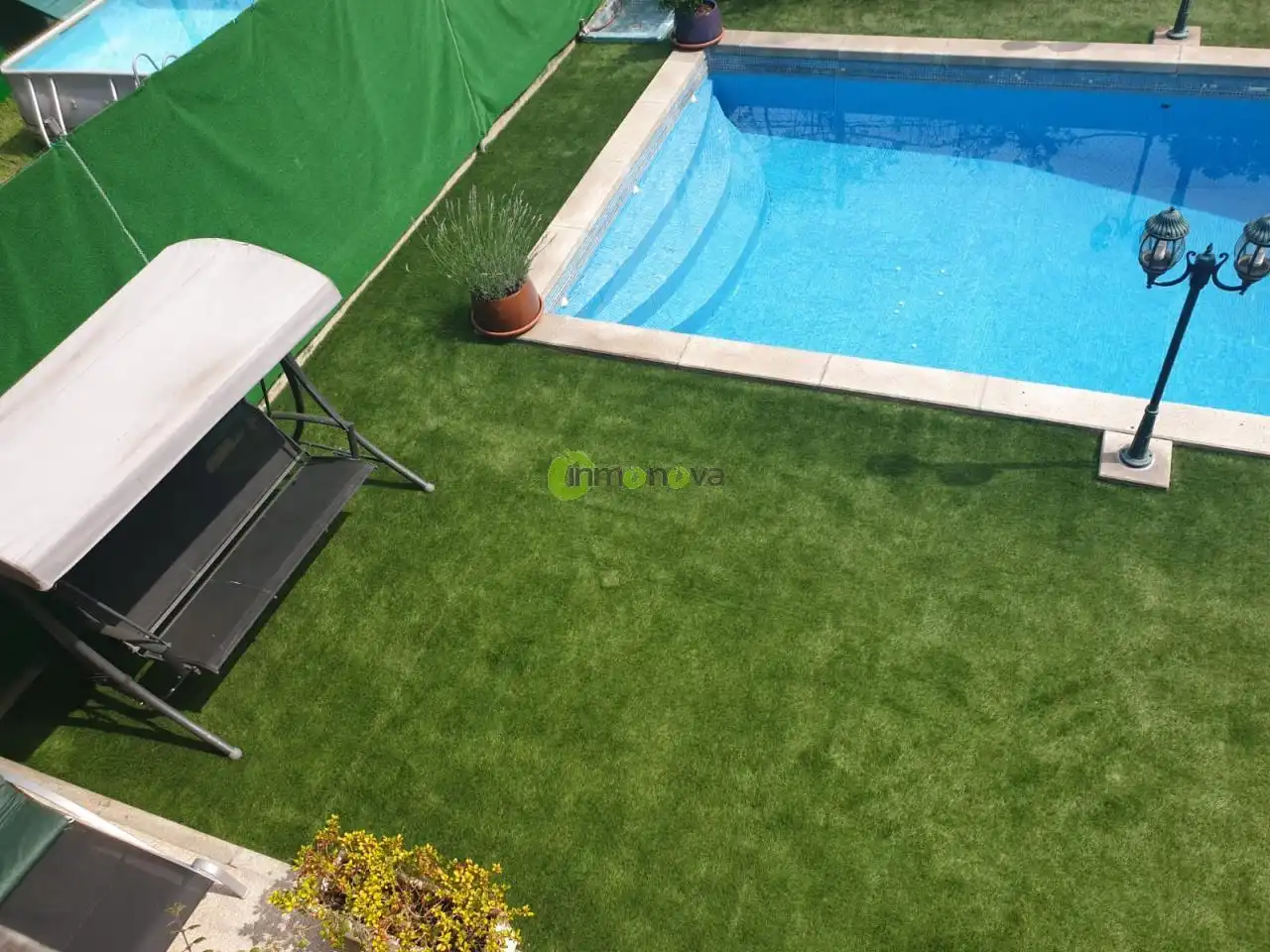 Piscina de Casa adosada en venda en Ponteareas amb Calefacció, Jardí privat i Terrassa