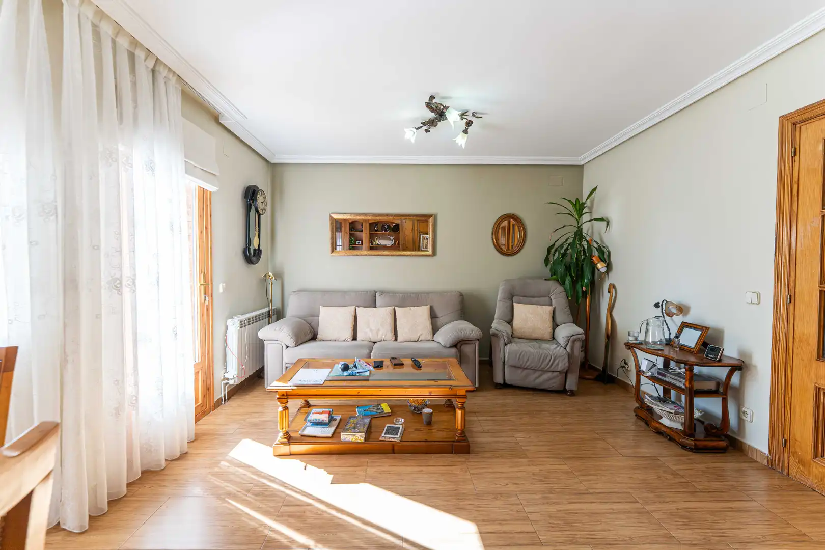 Sala d'estar de Casa adosada en venda en Las Matas  - Peñascales