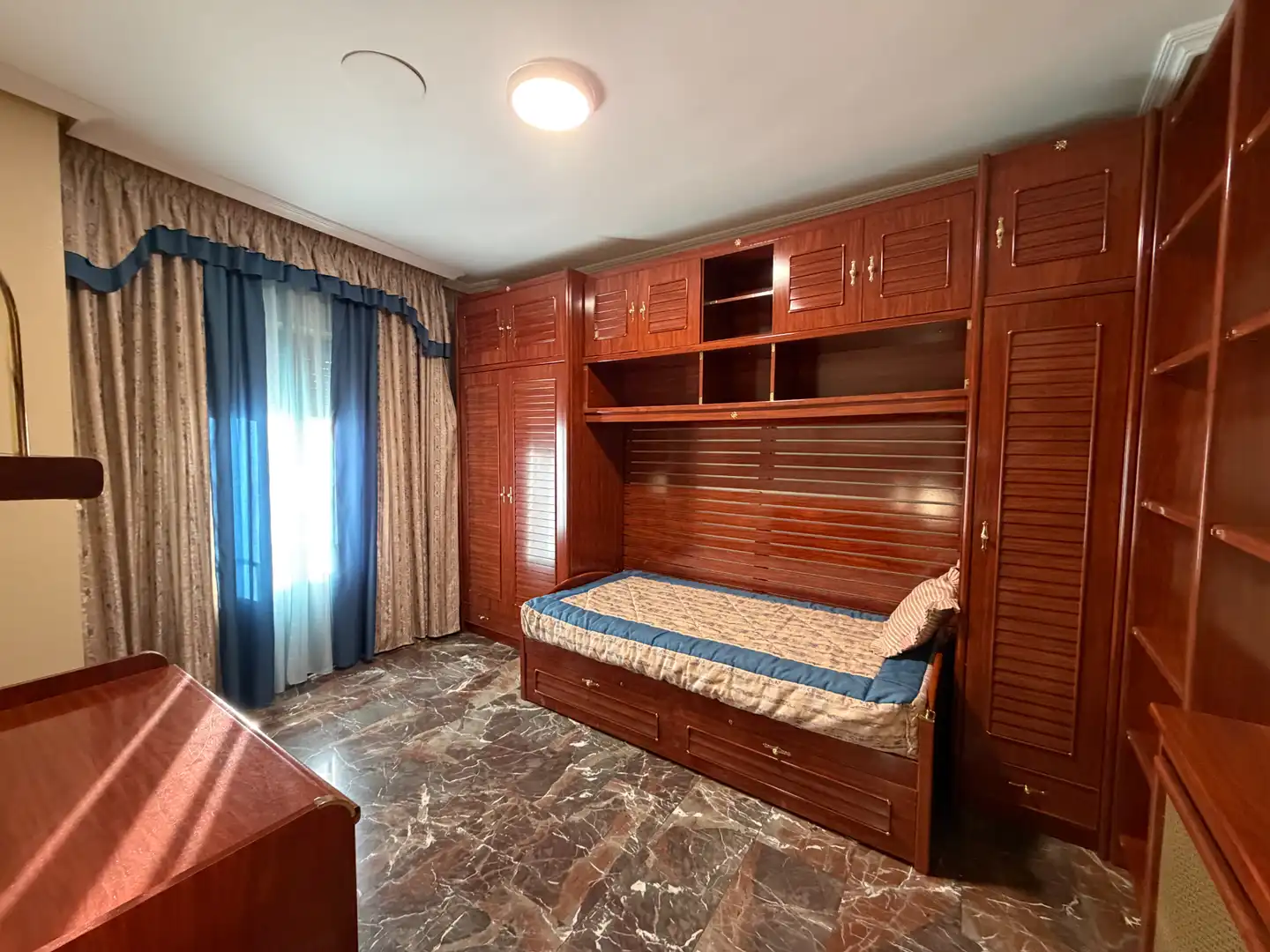 Habitación de Casa o chalet en venta en Úbeda con Calefacción, Terraza y Trastero
