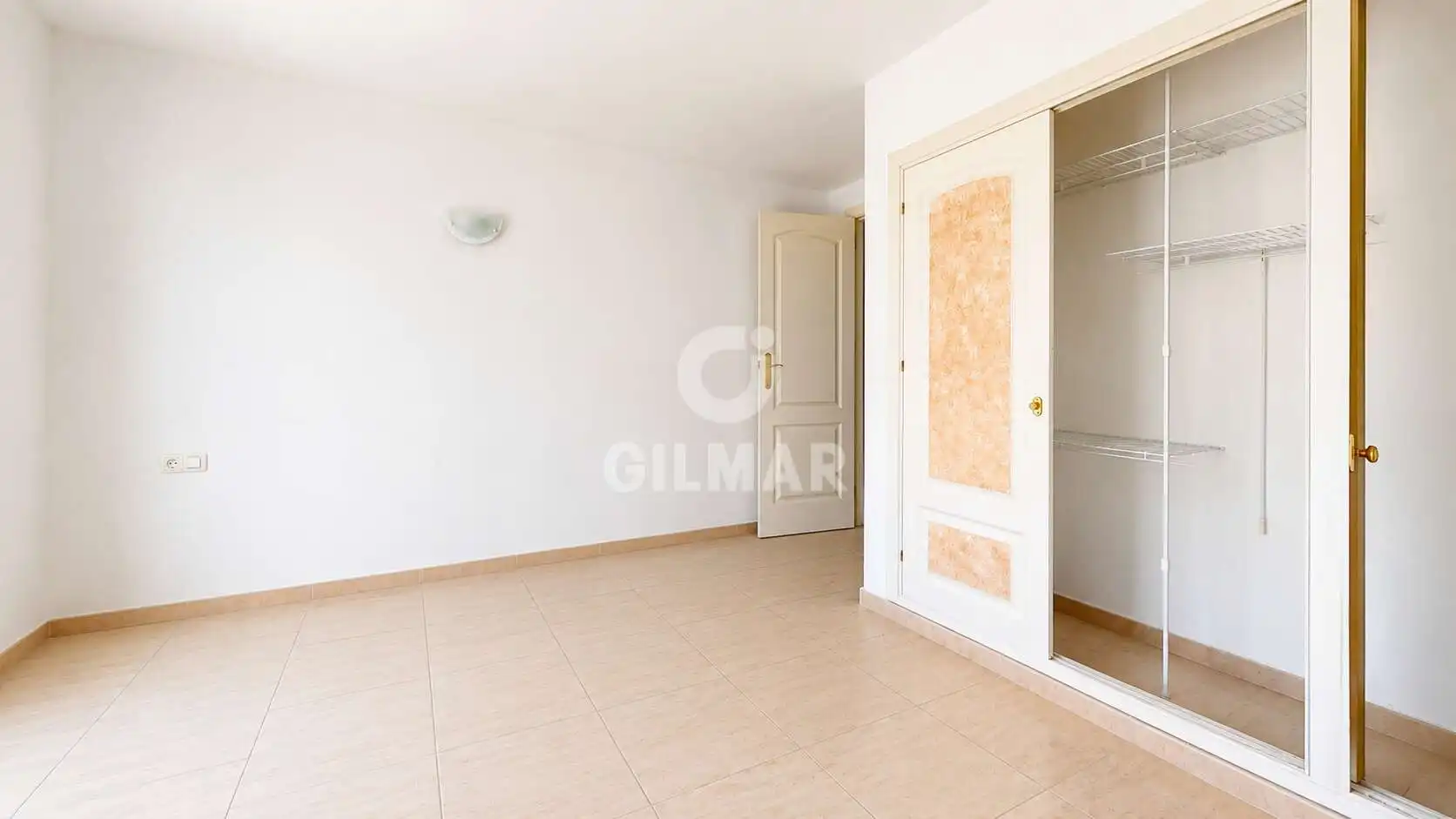 Habitación de Casa o chalet en venta en Benalmádena con Jardín privado y Piscina