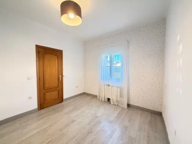 Dormitori de Casa adosada en venda en San Blas