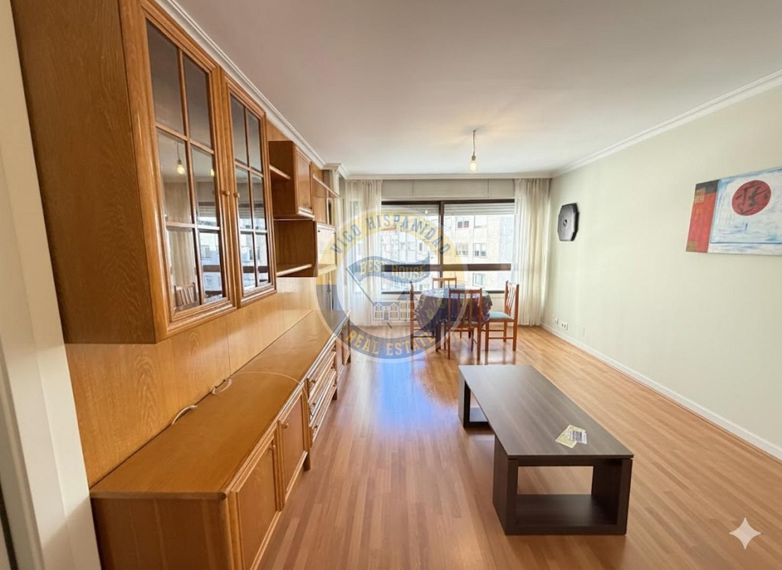 Comedor de Piso de alquiler en Vigo  con Parquet, Amueblado y Balcón