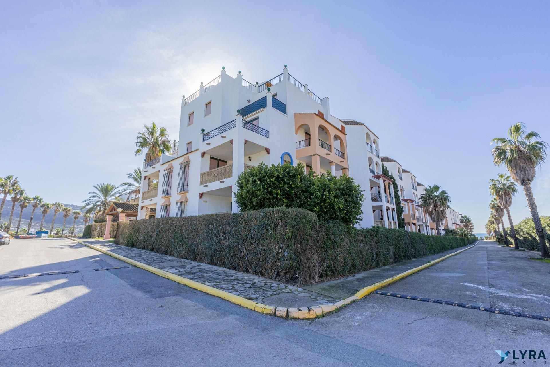 Exterior view of Apartment for sale in Zahara de los Atunes  with Air Conditioner, Private garden and Parquet flooring
