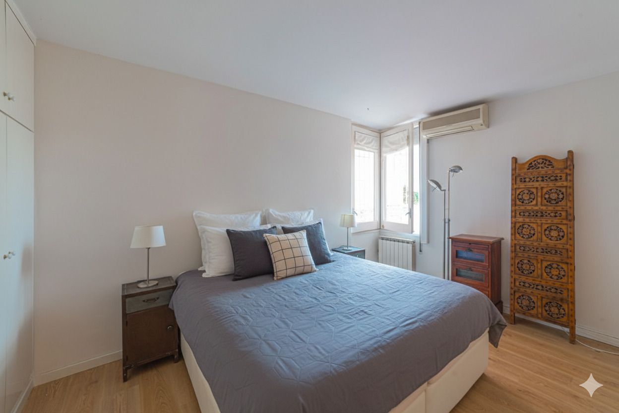 Habitación de Piso en venta en  Barcelona Capital con Aire acondicionado, Calefacción y Parquet