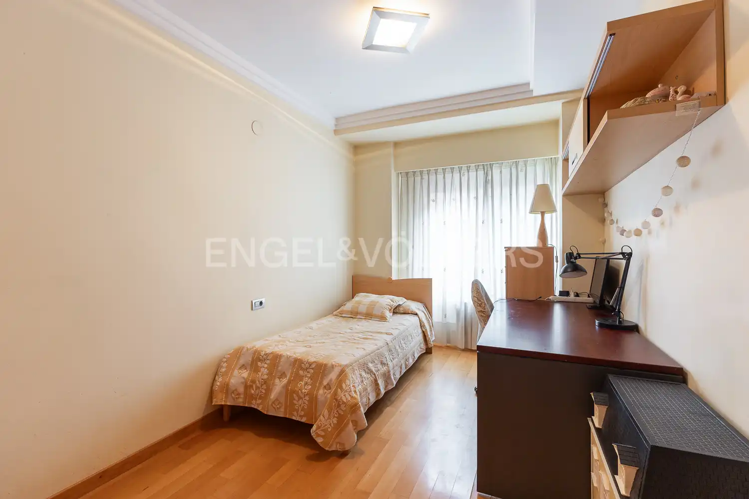 Habitación de Apartamento en venta en Castellón de la Plana / Castelló de la Plana con Aire acondicionado, Calefacción y Parquet
