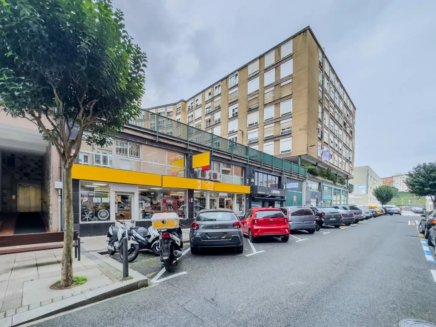 Local comercial en venta en Calle MARQUES HERMIDA