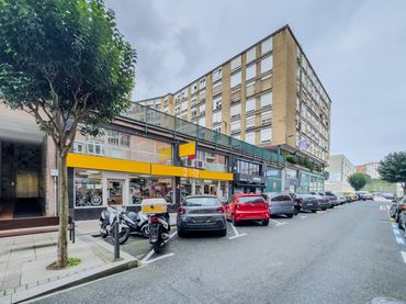 Local comercial en venda a Calle MARQUES HERMIDA