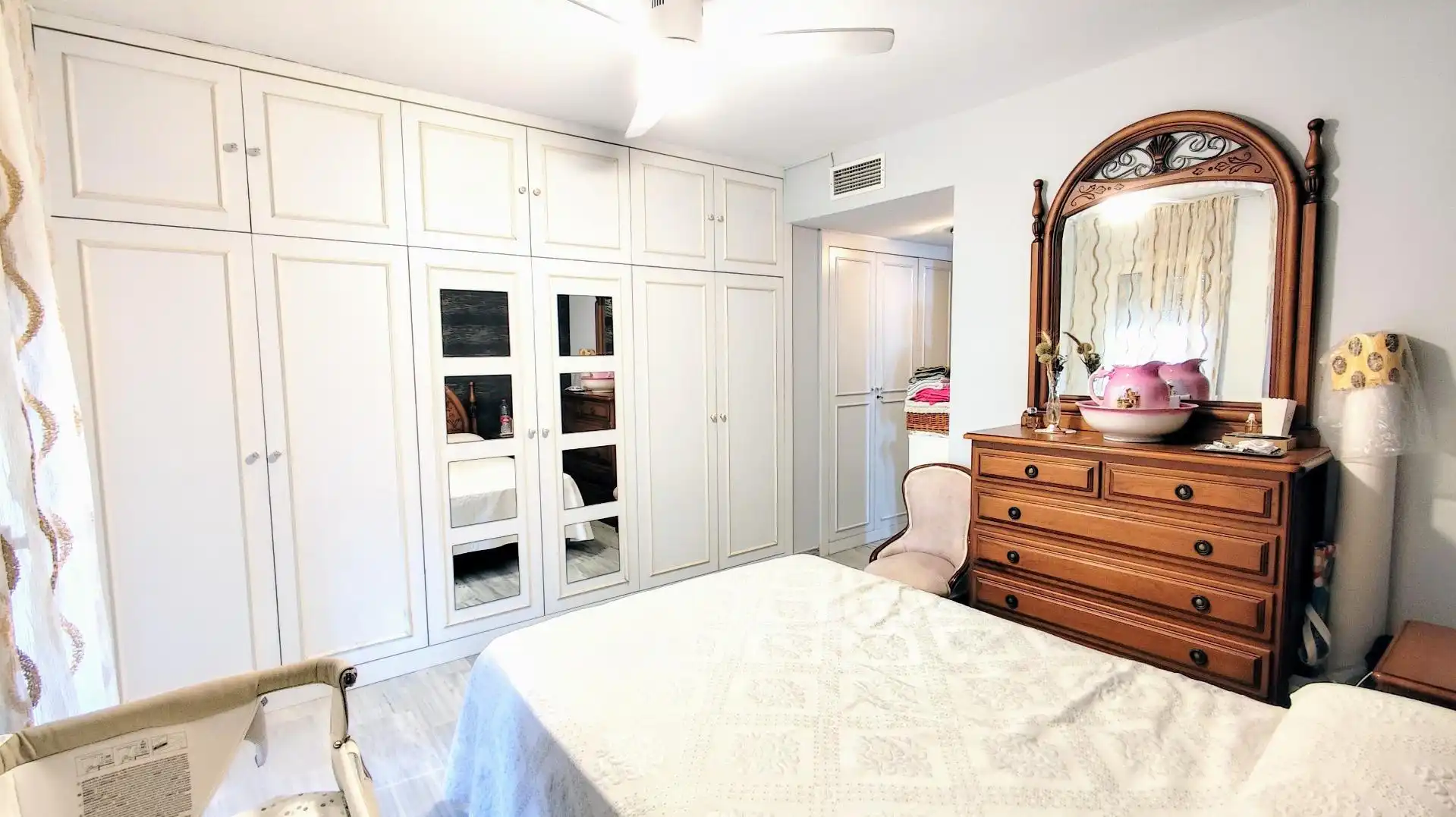 Habitación de Piso en venta en Torremolinos con Aire acondicionado, Jardín privado y Terraza