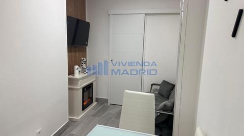 Foto 3 de Piso en venta en Platano, Valdeacederas,  Madrid Capital