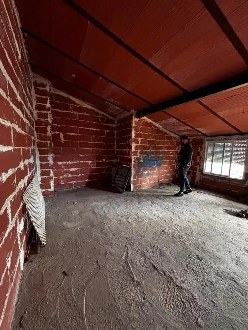 Casa o xalet en venda en Piedrabuena amb Aire condicionat i Balcó