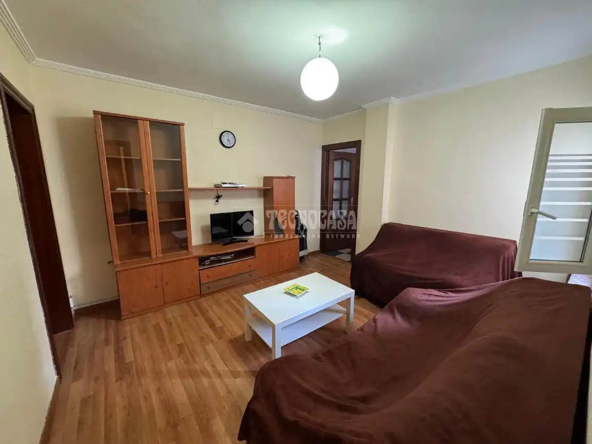 Wohnzimmer von Wohnung zum Verkauf in Palencia mit Heizung, Parkett und Abstellraum