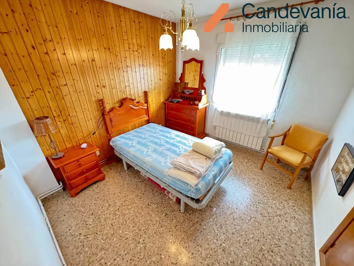 Habitación de Piso en venta en San Mateo de Gállego con Aire acondicionado, Calefacción y Balcón