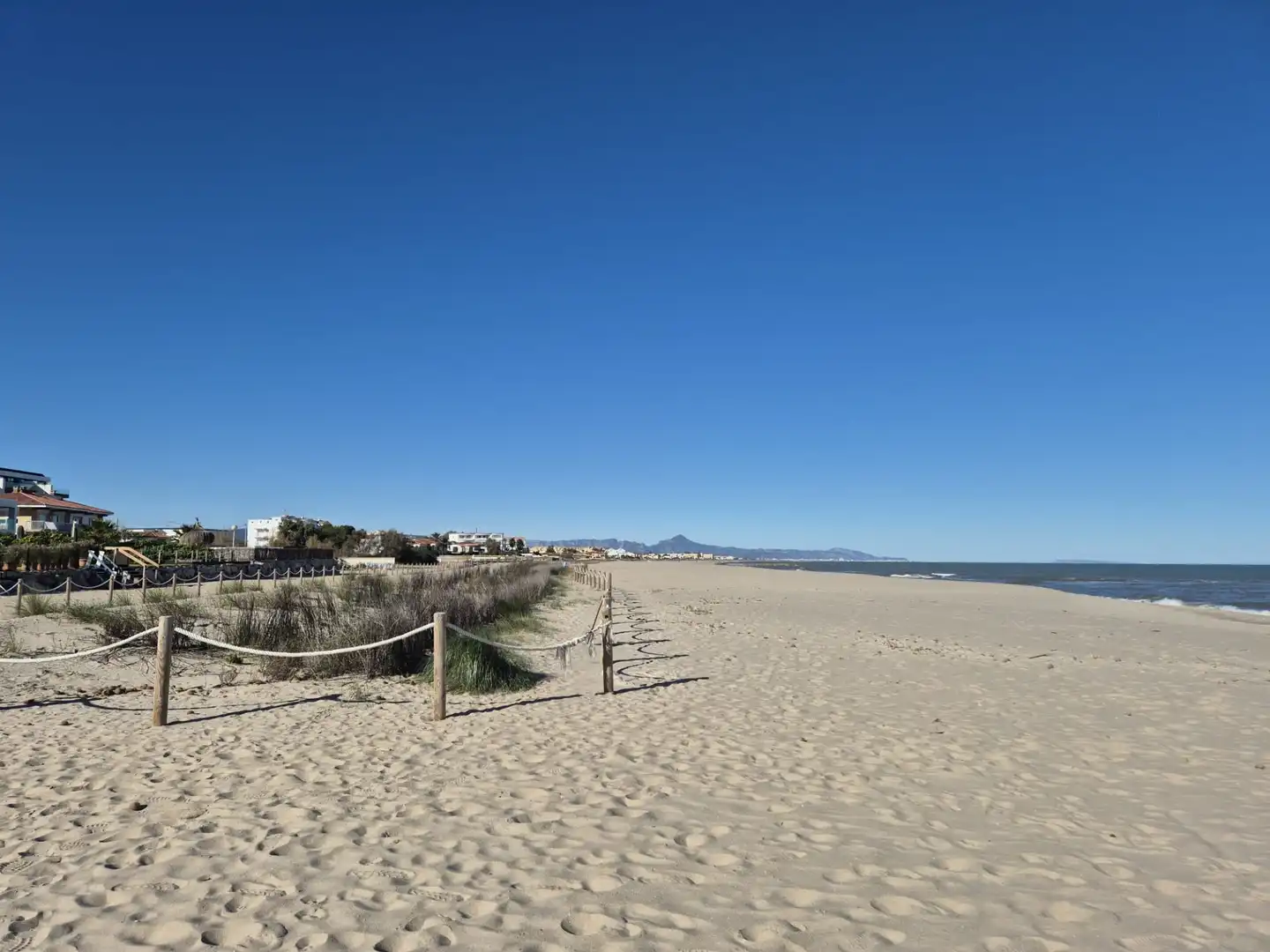 Vista exterior de Casa o chalet en venta en Dénia con Aire acondicionado, Calefacción y Jardín privado