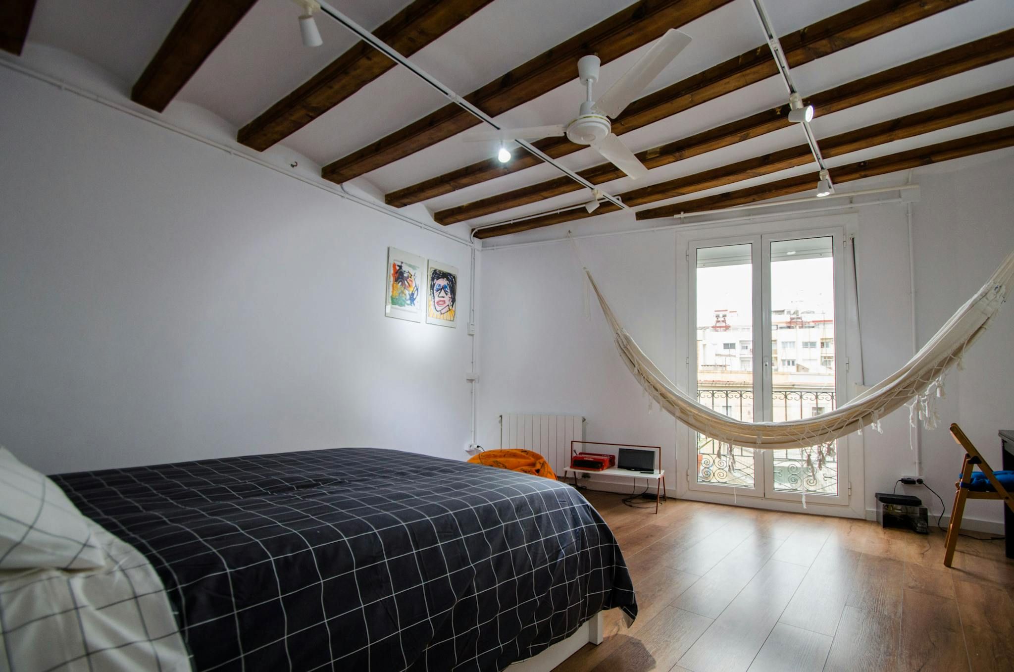 Bedroom of Flat to rent in  Barcelona Capital  with Heating, Furnished and Washing machine