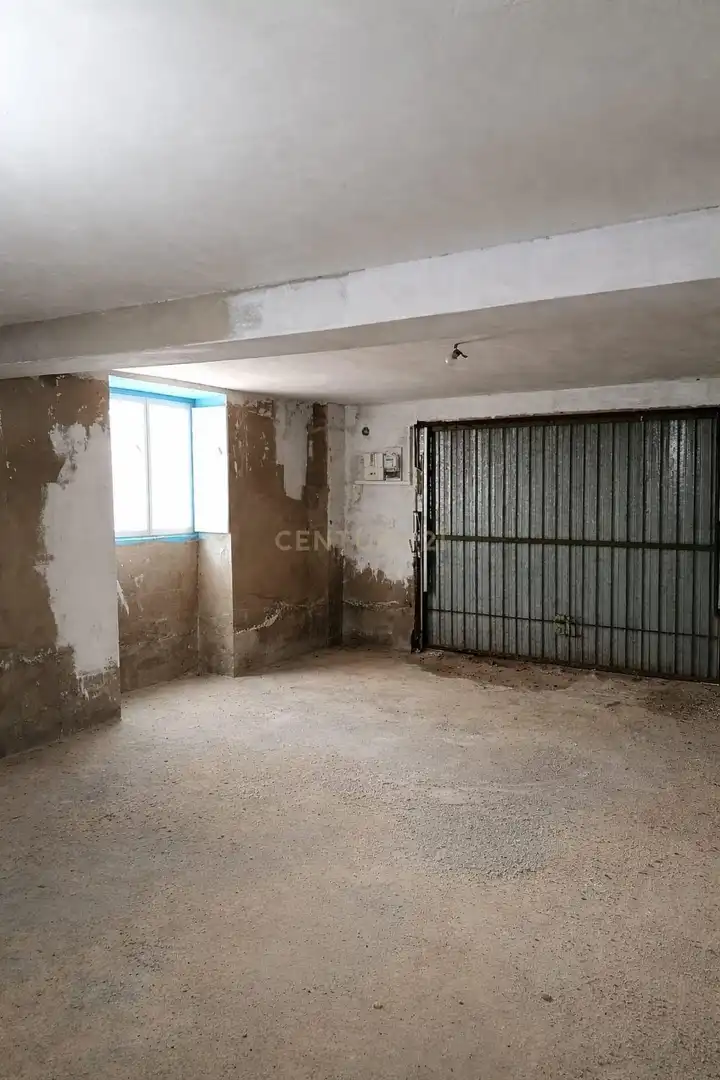 Casa adosada en venta en Herrera de Alcántara con Trastero