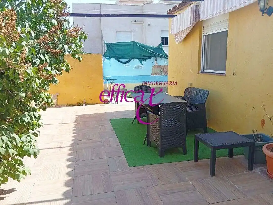 Jardí de Casa o xalet en venda en Santo Domingo-Caudilla
