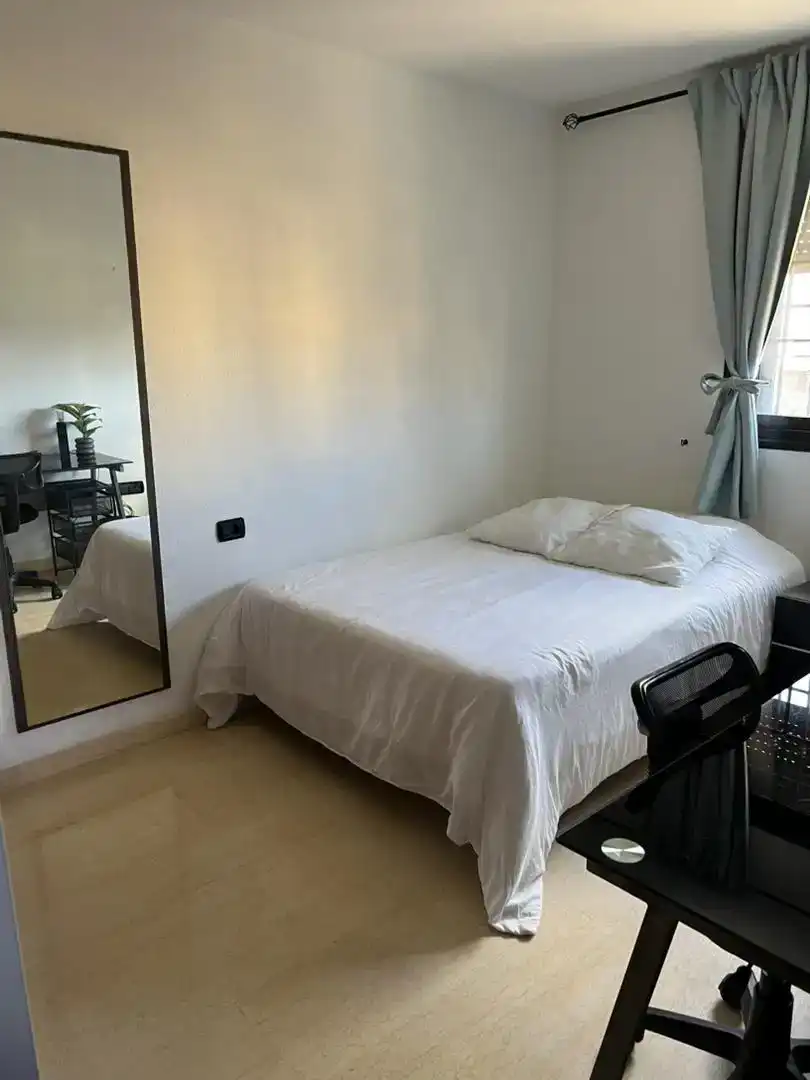 Dormitori de Casa o xalet per a compartir en Los Baldíos - Geneto - Guajara