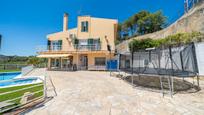 Vista exterior de Casa o xalet en venda en Argentona amb Aire condicionat, Terrassa i Piscina