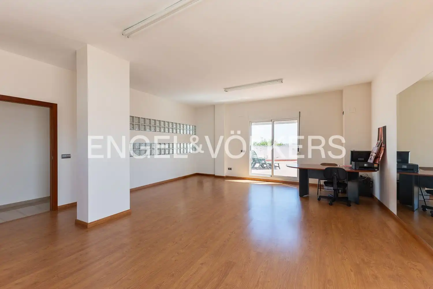 Houses for sale in Villanueva de Castellón  with Air Conditioner, Heating and Terrace