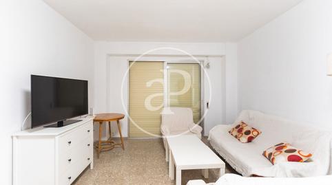 Foto 2 de Pis de lloguer a Avinguda de la Constitució, Torrefiel,  Valencia Capital