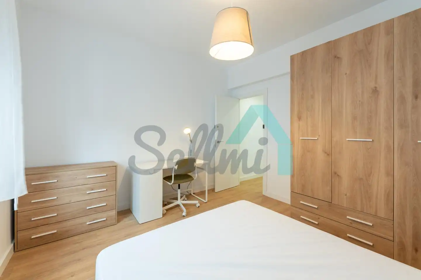 Flat for rent in De Gloria Fuertes, Masip