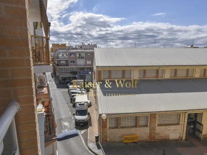 Vista exterior de Pis en venda en Santa Pola amb Aire condicionat, Terrassa i Balcó