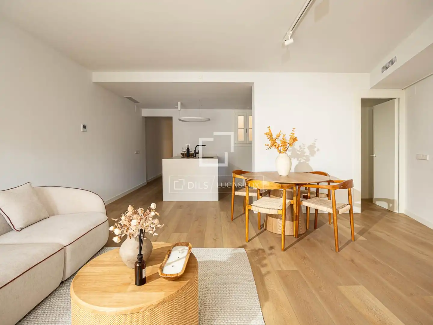 Living room of Flat for sale in Barcelona  with Air Conditioner, Terrace and Swimming Pool