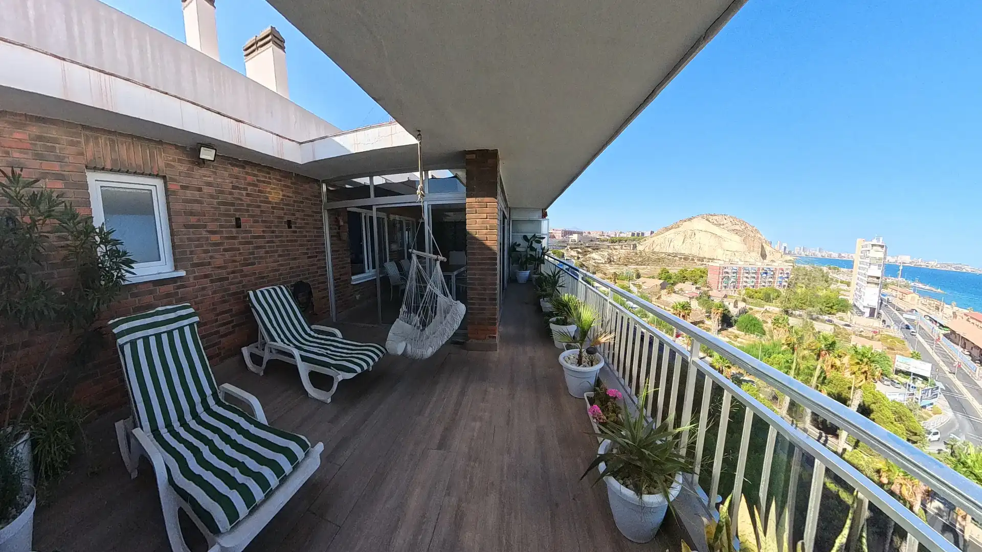 Terraza de Ático en venta en Alicante / Alacant con Aire acondicionado, Terraza y Horno