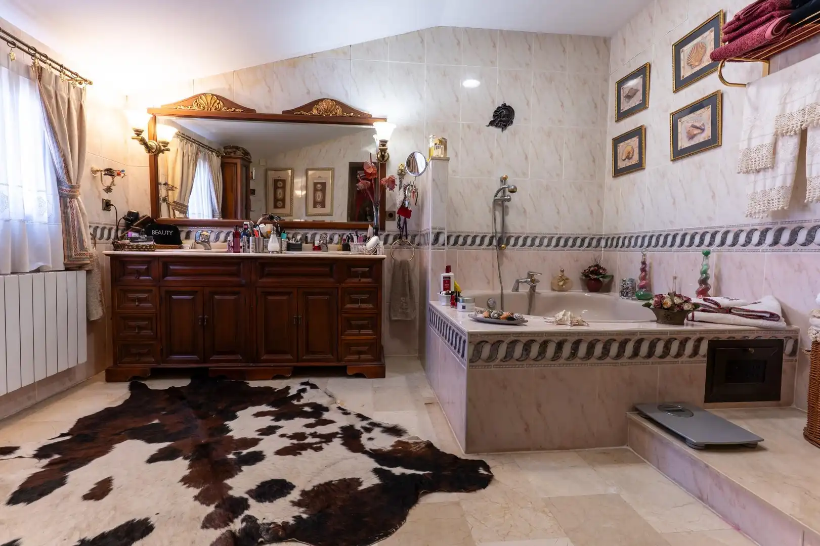 Baño de Casa o chalet en venta en L'Eliana con Aire acondicionado, Calefacción y Jardín privado