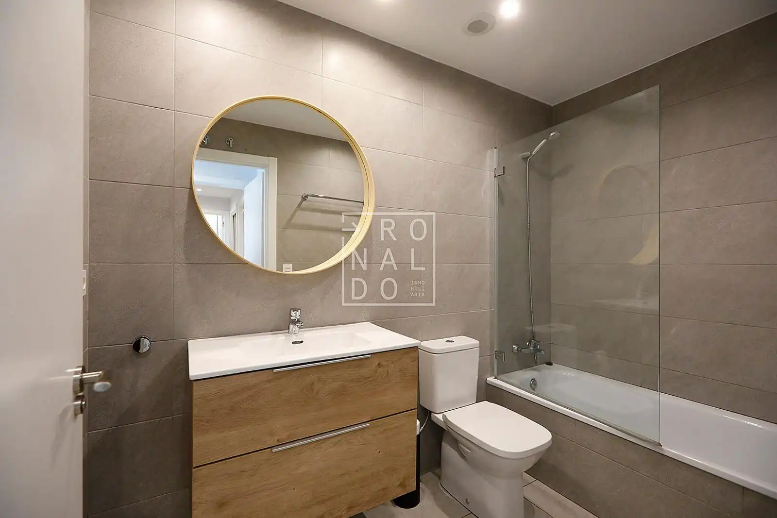 Flat for sale in IPARRALDE, Centro - Mendibil - Santiago
