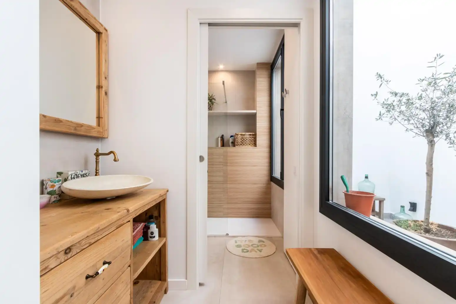 Bathroom of Houses for sale in Terrassa  with Air Conditioner, Heating and Terrace