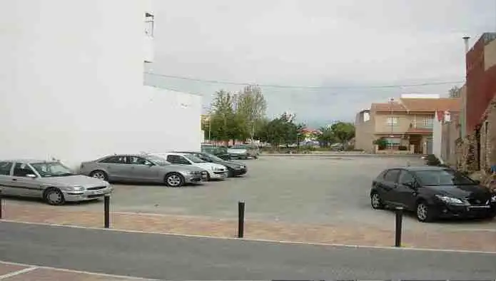 Lands and plots for sale in Calvo Sotelo
