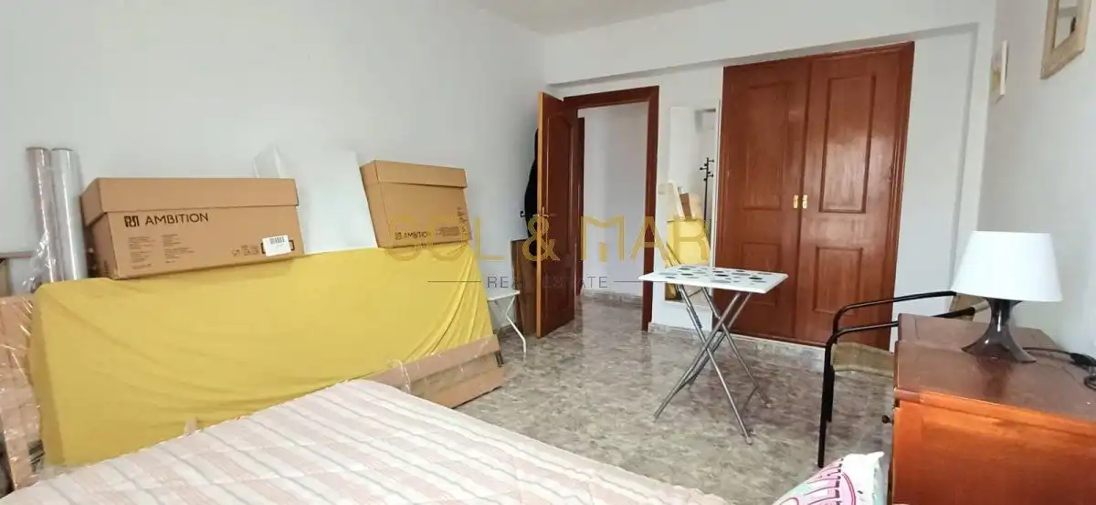 Habitación de Piso en venta en Torremolinos con Aire acondicionado, Calefacción y Terraza