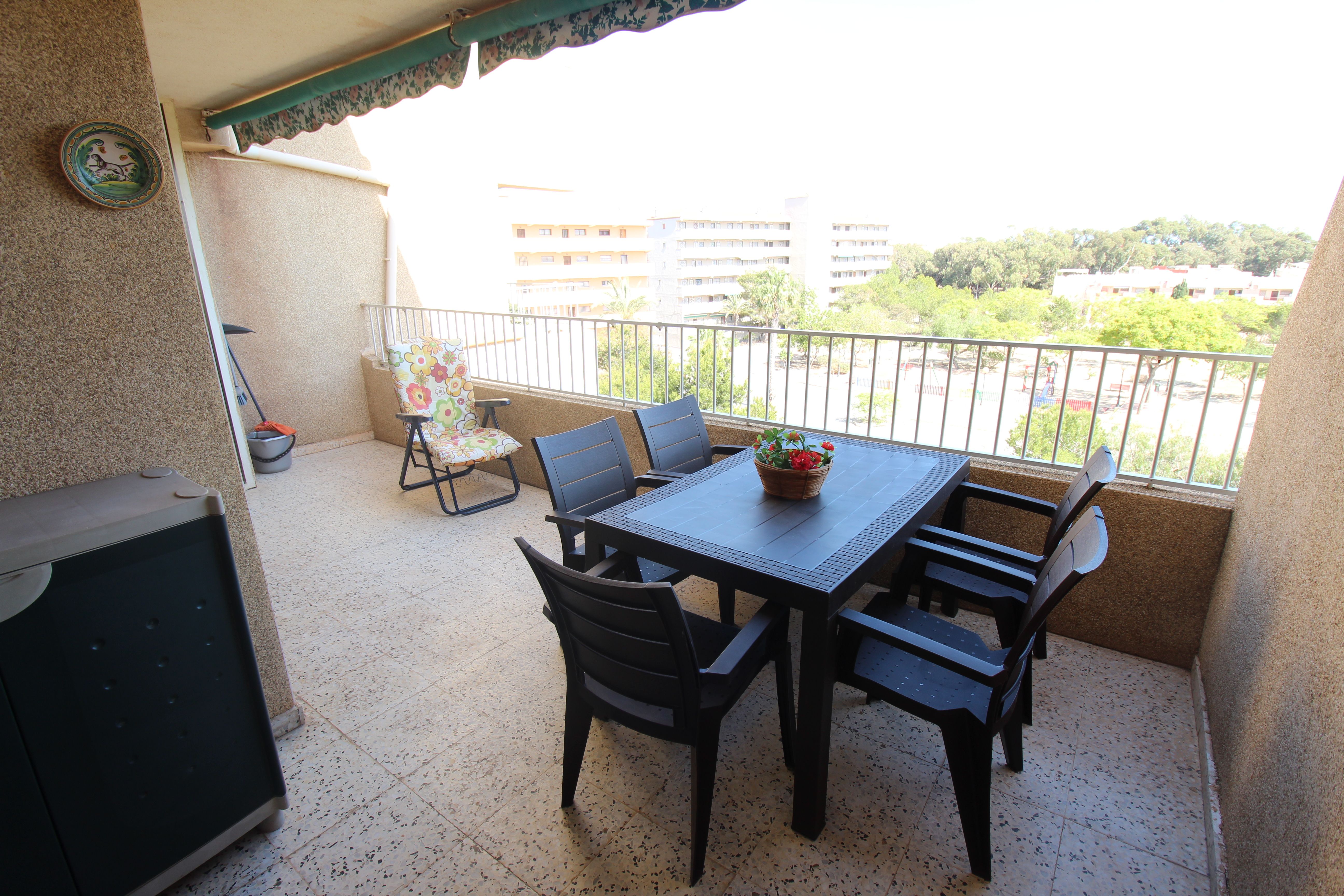 Terrassa de Apartament en venda en Guardamar del Segura amb Terrassa, Moblat i Rentadora