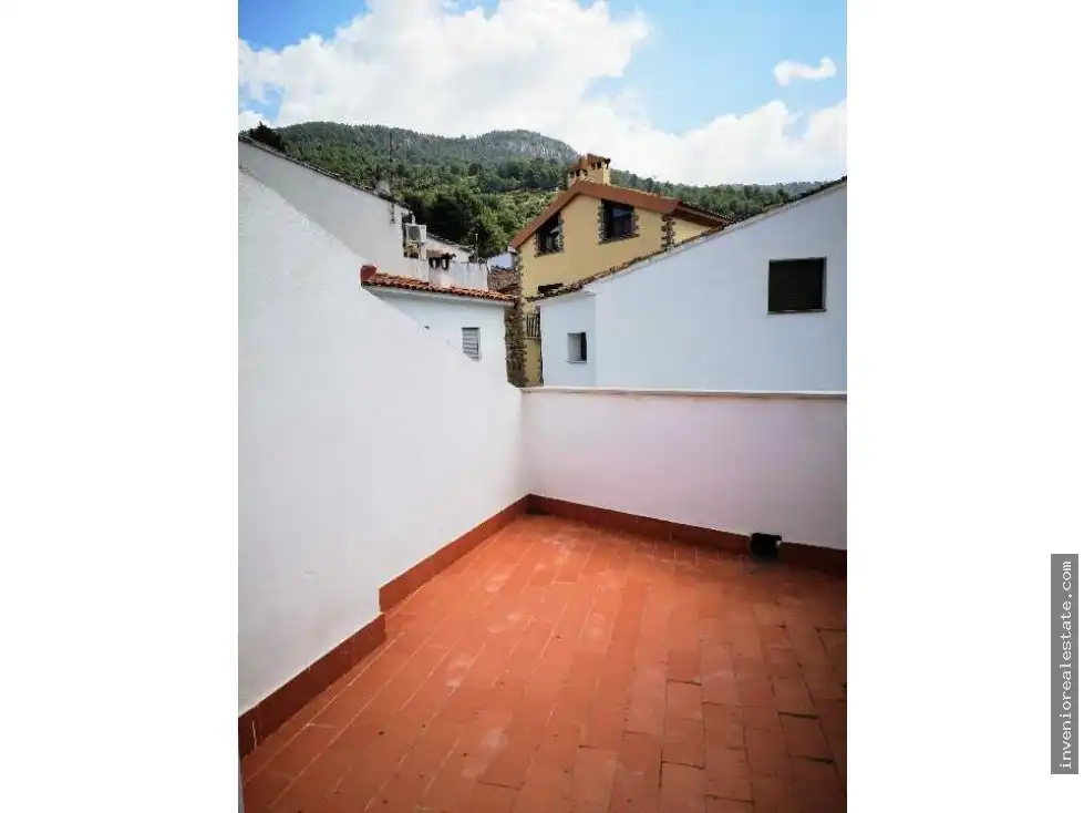Vista exterior de Casa o xalet en venda en Ludiente amb Terrassa